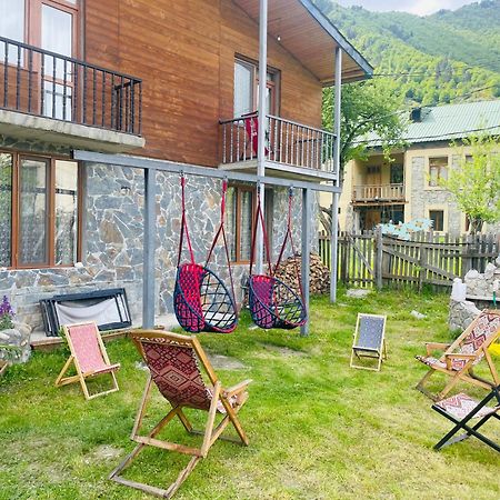Manana Japaridze'S Guesthouse Mestia Exteriér fotografie